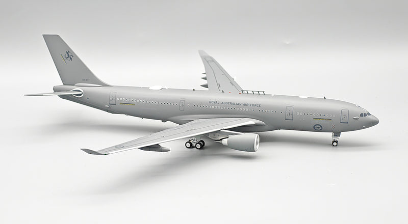 IFKC30RAAF007 | InFlight200 1:200 | Airbus KC-30A Australia - Air Force (A330-203MRTT) A39-007 with stand