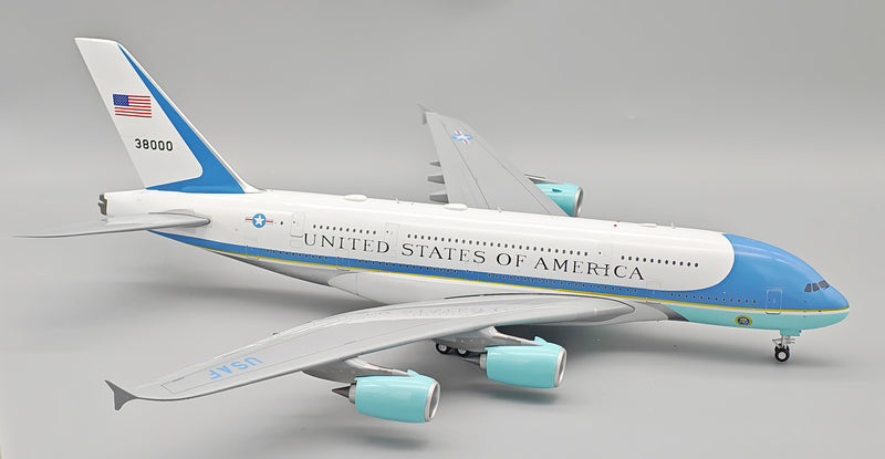 B-380-USAF | Blue Box 1:200 | Airbus A380 Air Force One 38000 with stand | is due January 2026