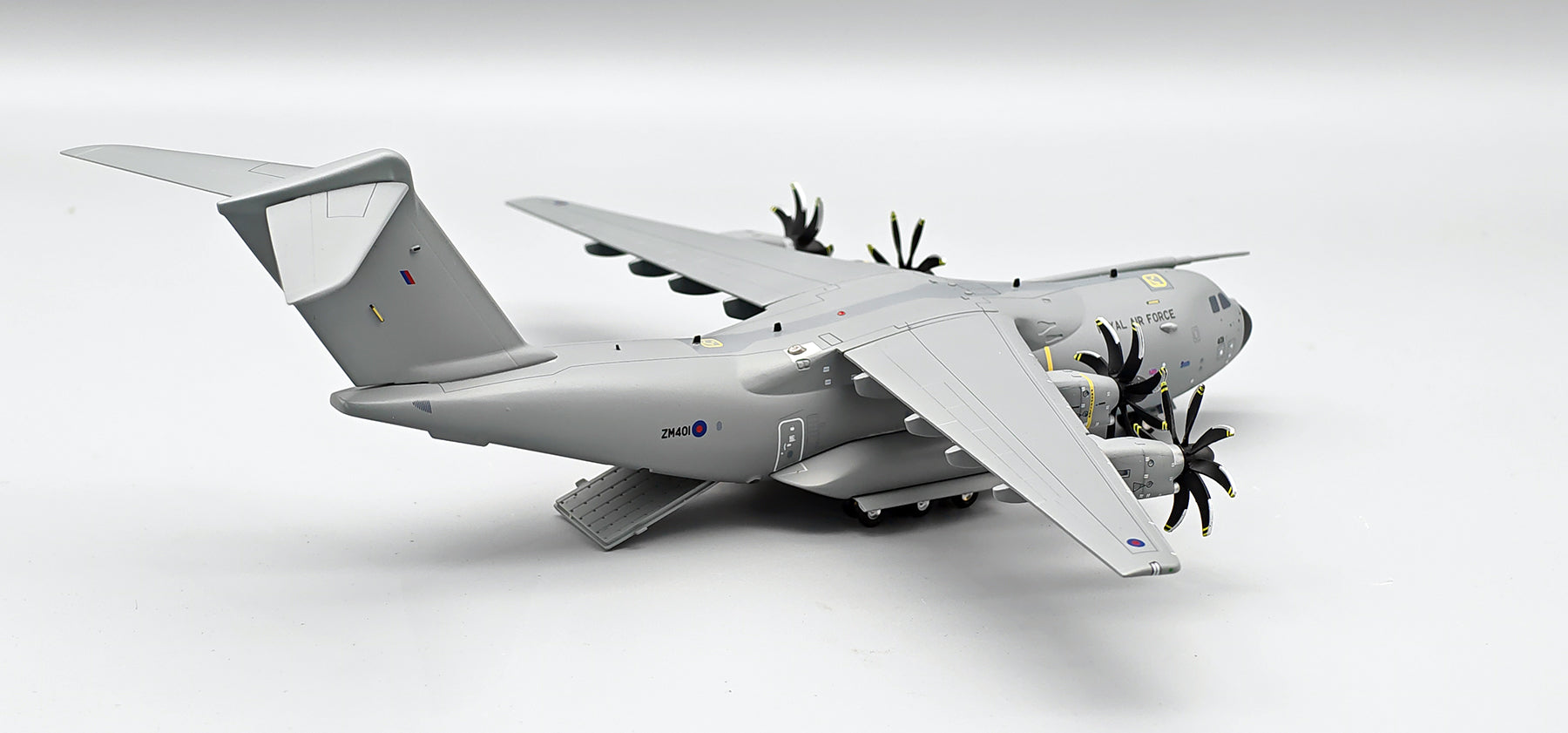 IF400RAF0526 | InFlight200 | Airbus A400M Atlas RAF ZM401 | is due