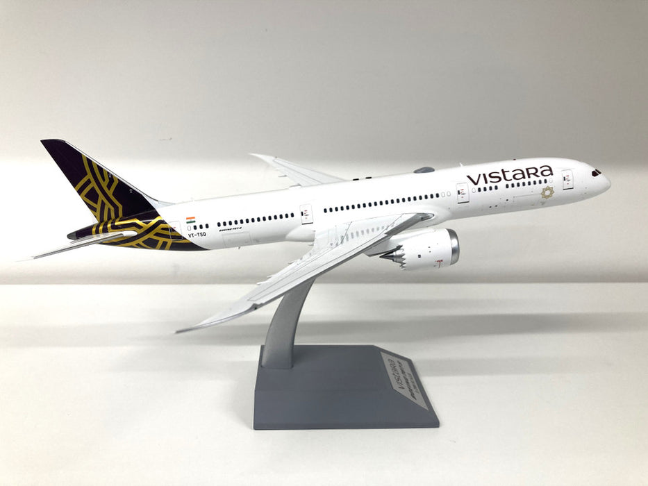 IF789UK1123 | InFlight200 1:200 | Boeing 787-9 Vistara Dreamliner VT-TSQ with stand