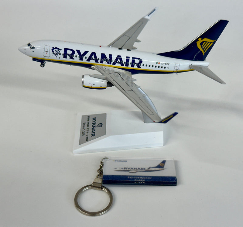 JF-737-7-001 | JFox Models 1:200 | Boeing 737-73S (WL) Ryanair EI-SEV