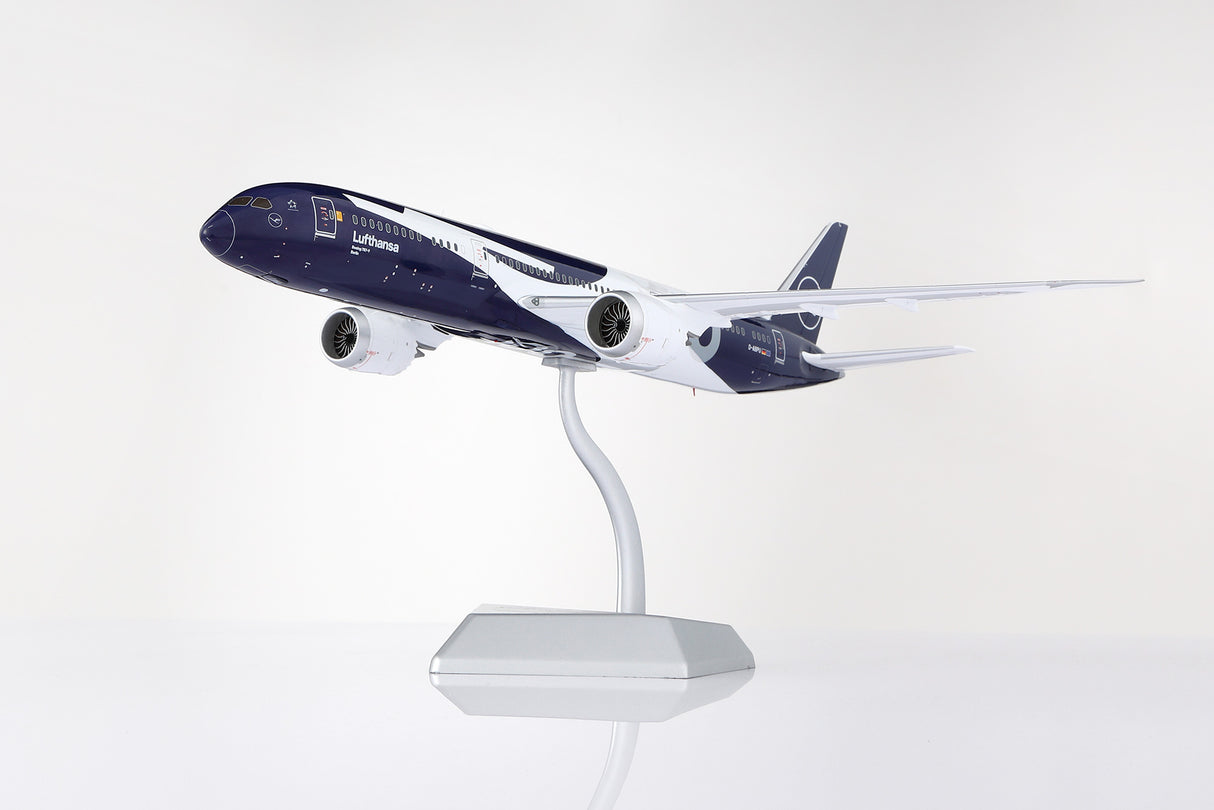 L2279 | SQ Wings 1:200 | Boeing 787-9 Lufthansa D-ABPU 100th Anniversary | is due January 2026