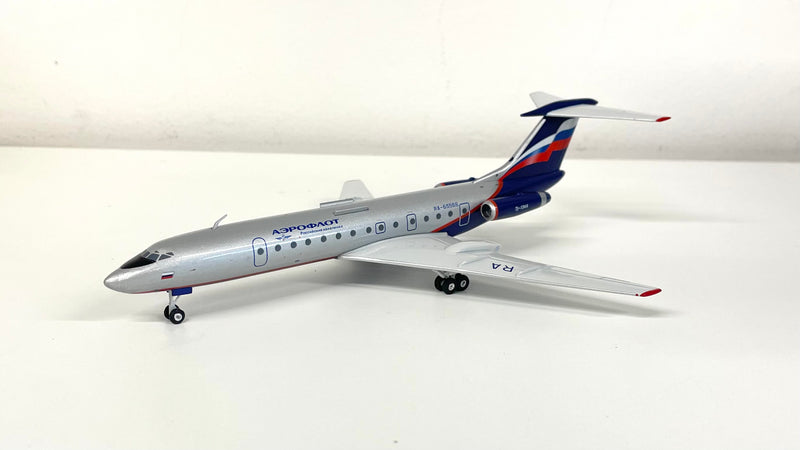 PHRA-65566 | Phoenix 1:200 | Tupolev Tu-134A Aeroflot RA-65566 **PRE-OWNED**
