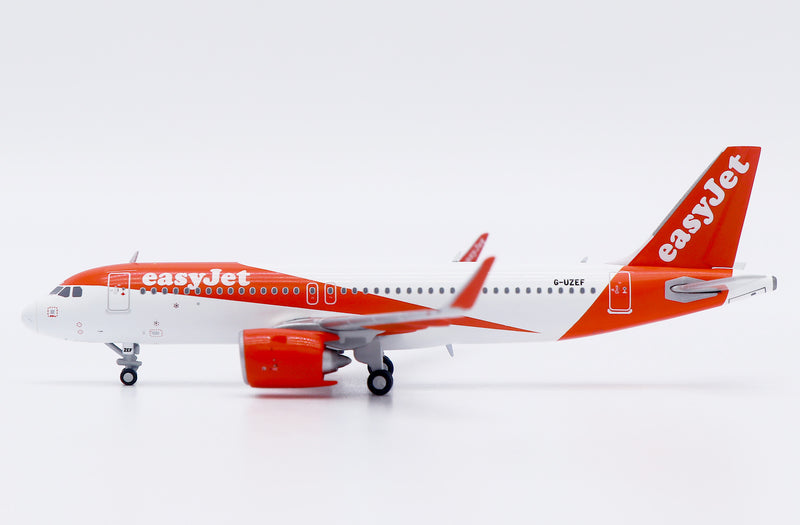BT400-A320-003 | Blue Box 1:400 | Airbus A320neo Easyjet G-UZEF