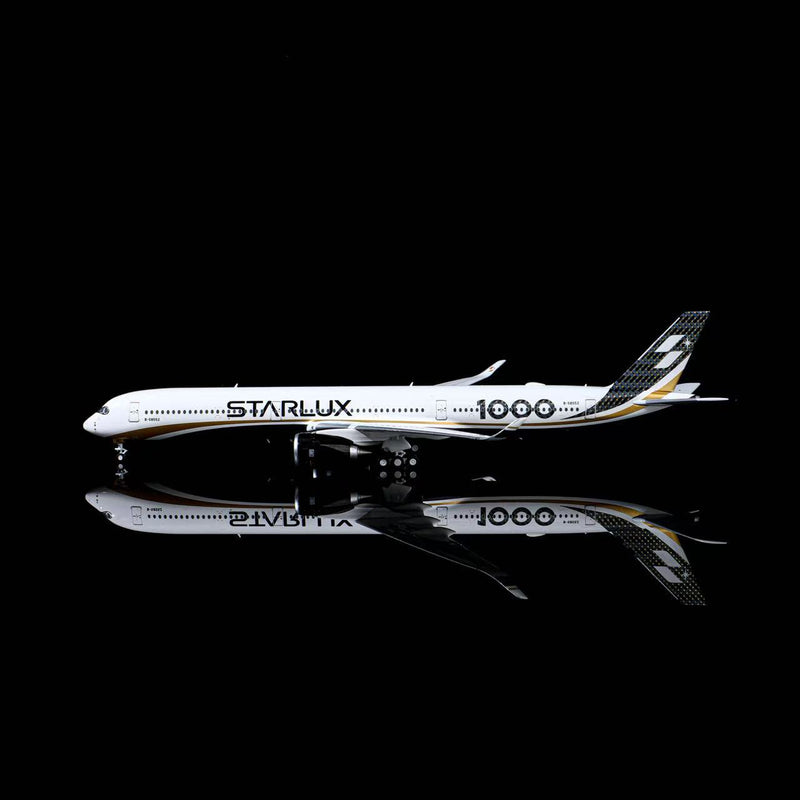 HA35K0013 | Aero Polaris 1:400 | Airbus A350-1000 Starlux Airlines B-58552 Carbon Fiber | is due July 2026
