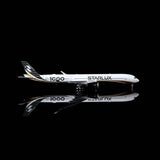HA35K0012 | Aero Polaris 1:400 | Airbus A350-1000 Starlux Airlines B-58551 Carbon Fiber