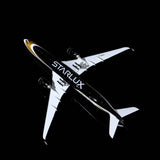 HA35K0012 | Aero Polaris 1:400 | Airbus A350-1000 Starlux Airlines B-58551 Carbon Fiber