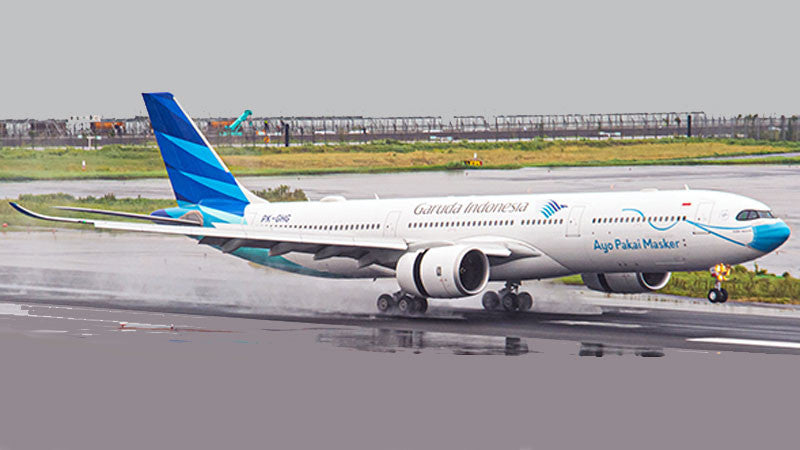 LH2260 | JC Wings 1:200 | Airbus A330-900neo Garuda Indonesia PK-GHG, 'Ayo Pakai Masker' (with stand)