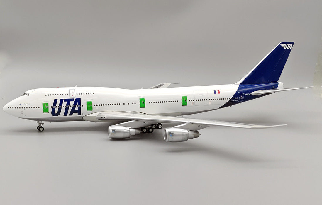 IF742UT1124 | InFlight200 1:200 | Boeing 747-200 UTA F-BTDH with stand