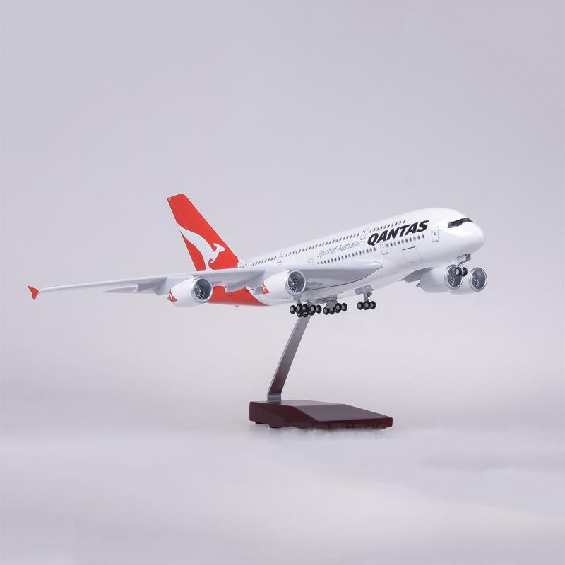 DMQANTAS380 | Desktop Models 1:160 | Airbus A380 Qantas Airways LED light up