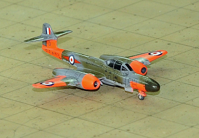 SF301 | SkyFame Models 1:200 | Gloster Meteor NF.14 RAF WS774:D, 2 Air Navigation School