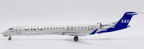 XX20361 | JC Wings 1:200 | Bombardier CRJ-900LR SAS Scandinavian Airlines Reg: ES-ACG With Stand | is due May 2025