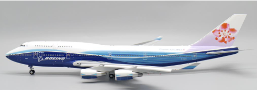 XX20094A | JC Wings 1:200 | Boeing 747-400 China Airlines Dreamliner Reg: B-18210 Flaps Down | is due July 2025