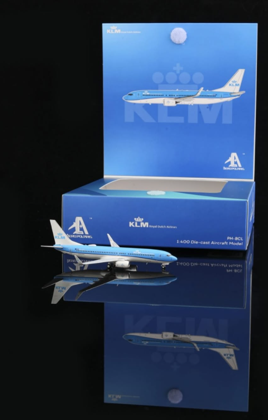 HA73800015 | Aero Polaris 1:400 | Boeing 737-800 KLM PH-BCL | is due November 2025