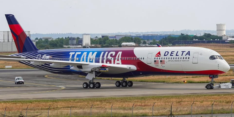 PH04665 | Phoenix 1:400 | Airbus A350-900 | Delta (TEAM USA) N531DN | is due October 2025