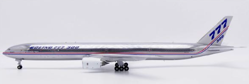 XX20456A | JC Wings 1:200 | Boeing 777-300 Boeing House Color Working Together Polished Reg: N5014K With Stand Flaps Down | is due November 2025
