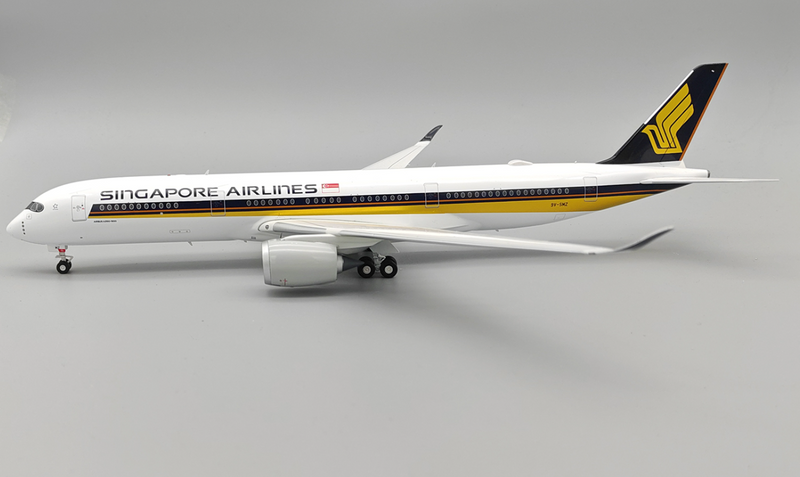JF-A350-9-019 | JFox Models 1:200 | Airbus A350-941 Singapore Airlines 9V-SMZ | is due October 2025