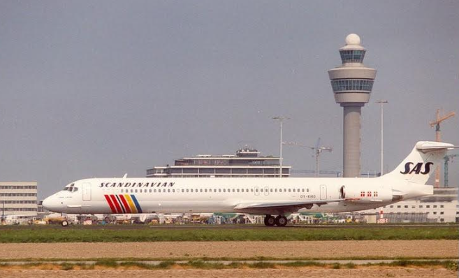 PH12055 | Phoenix 1:400 | McDonnell Douglas MD-81 Scandinavian SAS OY-KHO | is due November 2025