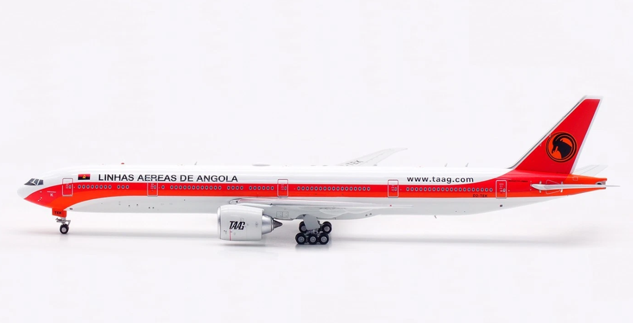 AV4216 | Aviation 400 | Boeing 777-3M2ER Linhas Aereas de Angola Airlines BD2-TEK TAAG detachable gear