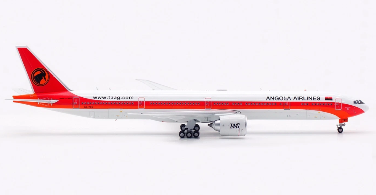 AV4216 | Aviation 400 | Boeing 777-3M2ER Linhas Aereas de Angola Airlines BD2-TEK TAAG detachable gear