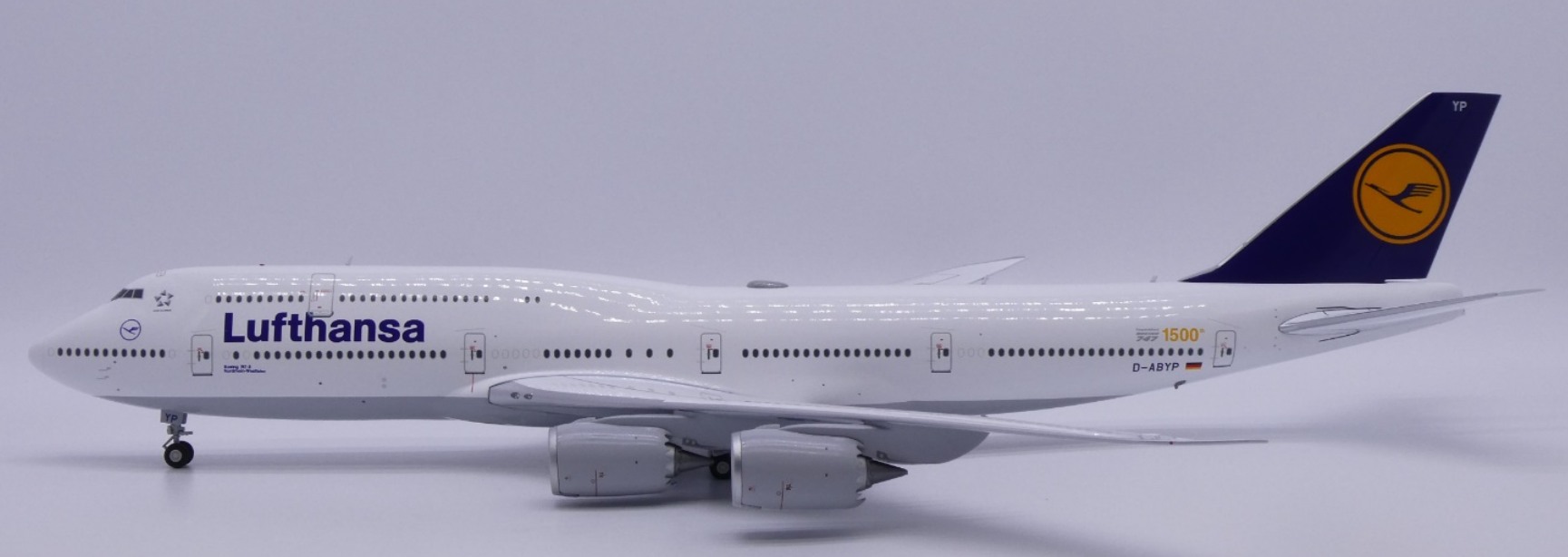 EW2748008 | JC Wings 1:200 | Boeing 747-8 Lufthansa '1500th Boeing 747' D-ABYP With Stand | is due October 2025