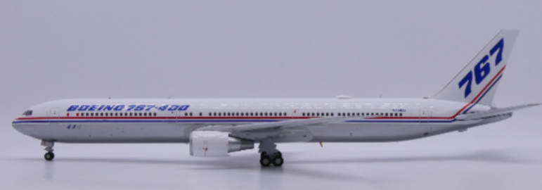 LH2496A | JC Wings 1:200 | Boeing House Color 767-400ER "Polished" N76400 With Stand Slats Extended | is due October 2025