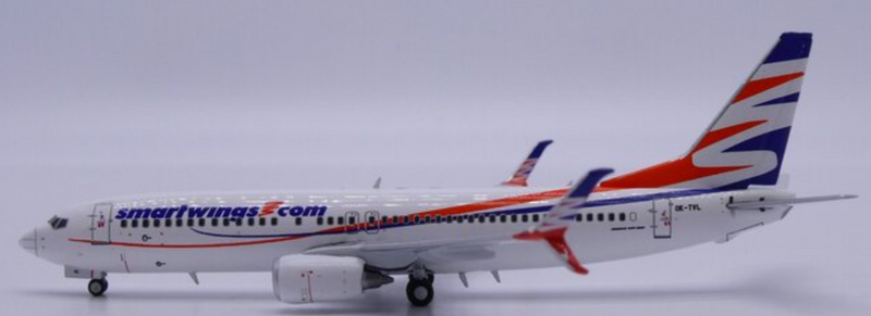 XX40356 | JC Wings 1:400 | Boeing 737-800 Smartwings OK-TVL | is due October 2025