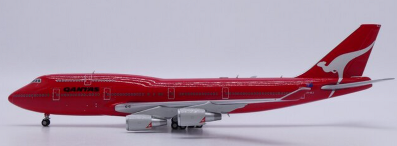 XX40382 | JC Wings 1:400 | Boeing 747-400 Qantas All Red VH-OEJ | is due October 2025