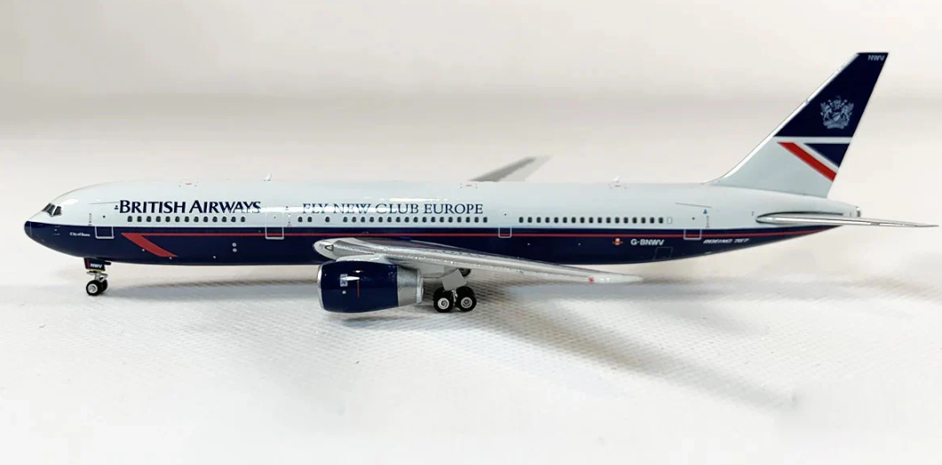 PH04628 | Phoenix 1:400 | Boeing 767-300 British Airways G-BNWV, 'Landor', 'Fly New Club Europe' [-]