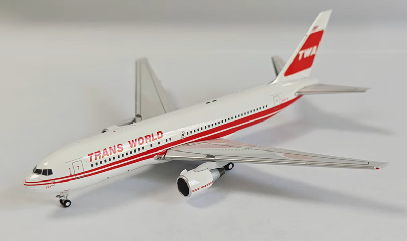 400005 | V1:400 Models | Boeing 767-200 Trans World Airlines TWA N601TW | is due December 2025
