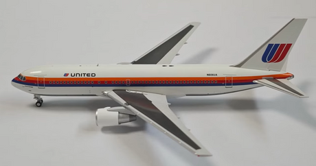 400019 | V1:400 Models | Boeing 767-200 United Airlines N606UA 'City of Chicago' | is due December 2025