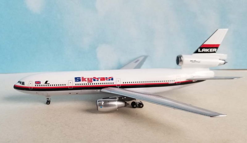 AC411426 | Aero Classics 1:400 | DC-10-30 SkyTrain G-BDXG