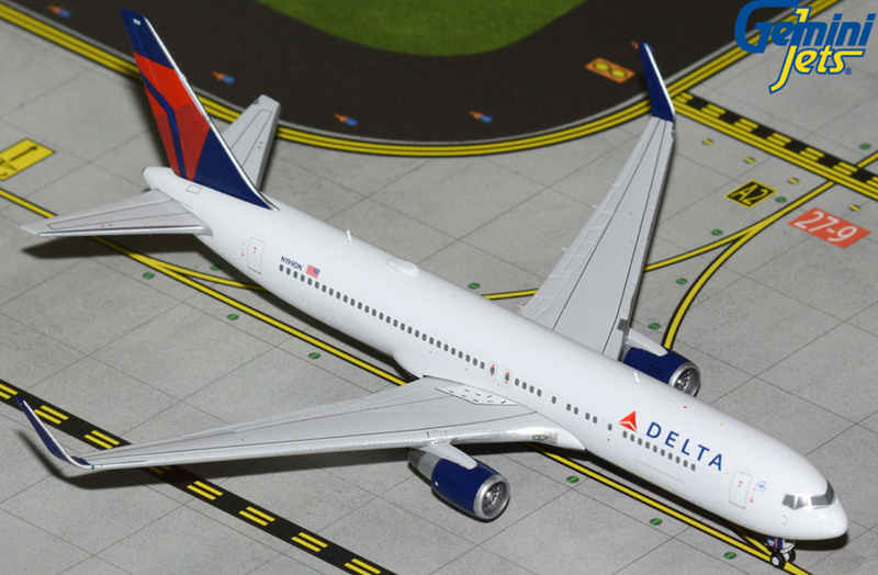 GJDAL2363 | GeminiJets 1:400 | Boeing 767-300ER(W) Delta Airlines N199DN