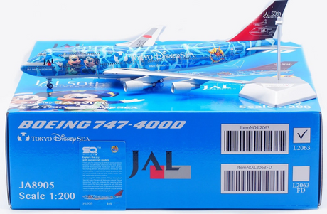 Boeing 747-400 die-cast model airplane in JAL livery with SQ Wings packaging.
