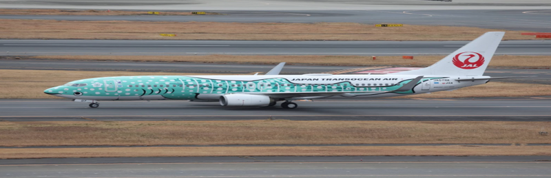 EW4738013A | JC Wings 1:400 | Boeing 737-800 Japan Transocean Air JA07RK Yui Jinbei Jet; Flaps Down | is due January 2026