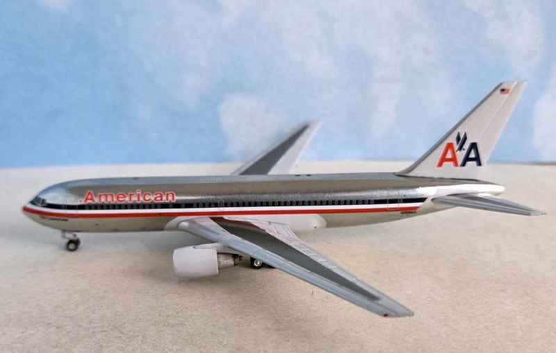 BBX41690 | Aero Classics 1:400 | Boeing 767-200 American Airlines N308AA