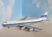 Boeing B747-200 die-cast aircraft model in Kuwait Airways livery at 1:400 scale.
