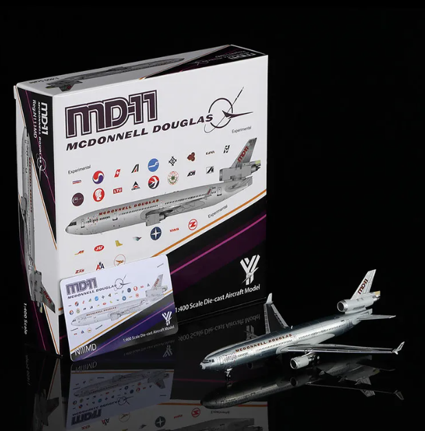 YY1104P | YY Wings 1:400 | McDonnell Douglas MD-11 Experimental / House Colours N111MD