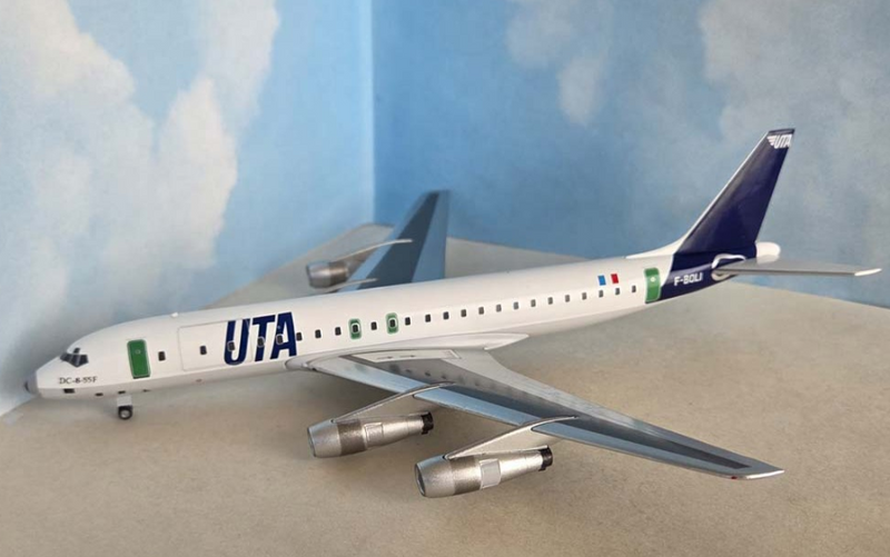 AC211453 | Aero Classics 1:200 | Douglas DC-8-50F UTA Cargo  F-BOLI