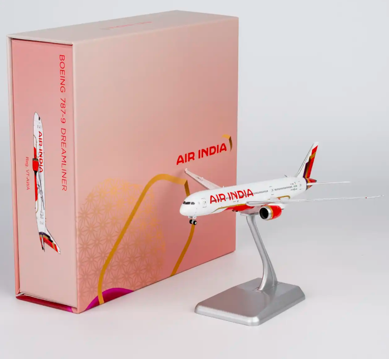 NG55155 | NG Models 1:400 | Boeing 787-9 Dreamliner Air India VT-AWA (Air India's first 787-9 in new standard livery; with luxurious package) (with stand)