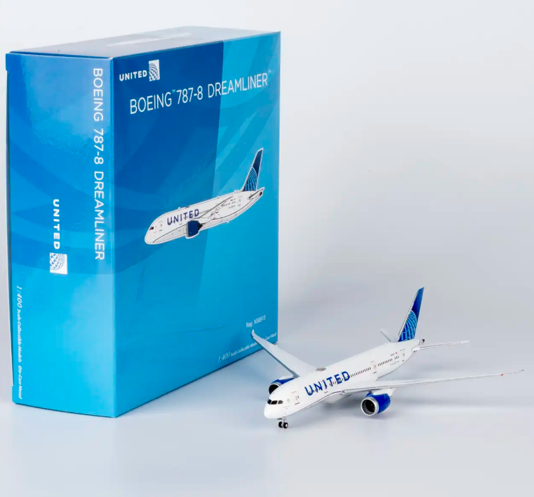 NG59033 | NG Models 1:400 | Boeing 787-8 Dreamliner United Airlines N30913 (Blue Evolution c/s)