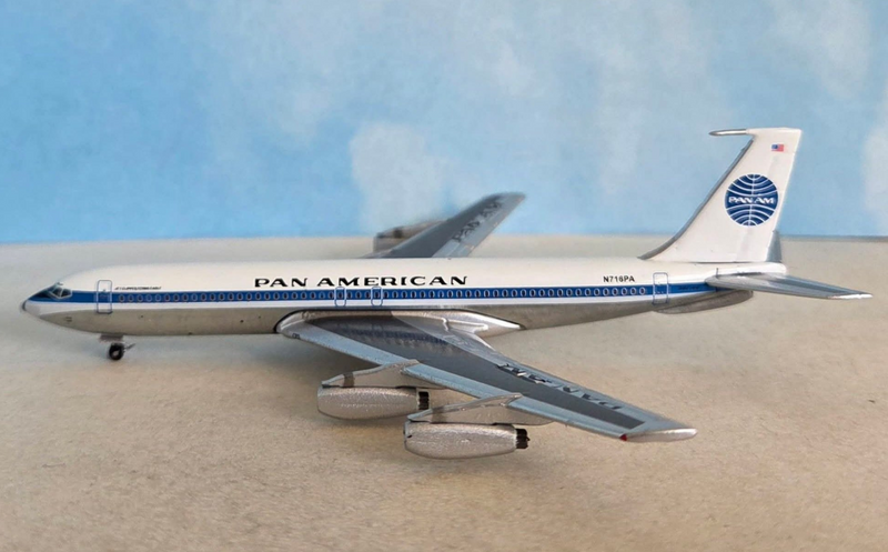 PAMC4716 | Aero Classics 1:400 | Boeing 707-300 Pan American World Airways N716PA Jet Clipper Flying Eagle