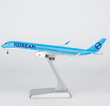 NG39127 | NG Models 1:400 | Airbus A350‑900 Korean Air  HL8746 Luxurious Packaging) (with stand)