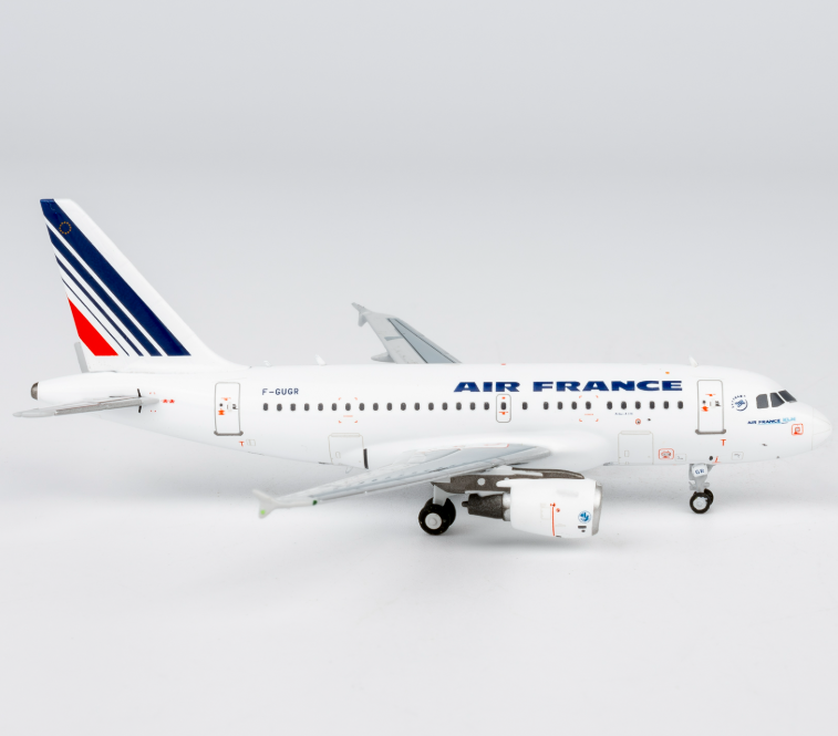NG48025 | NG Models 1:400 | Airbus A318 Air France F-GUGR