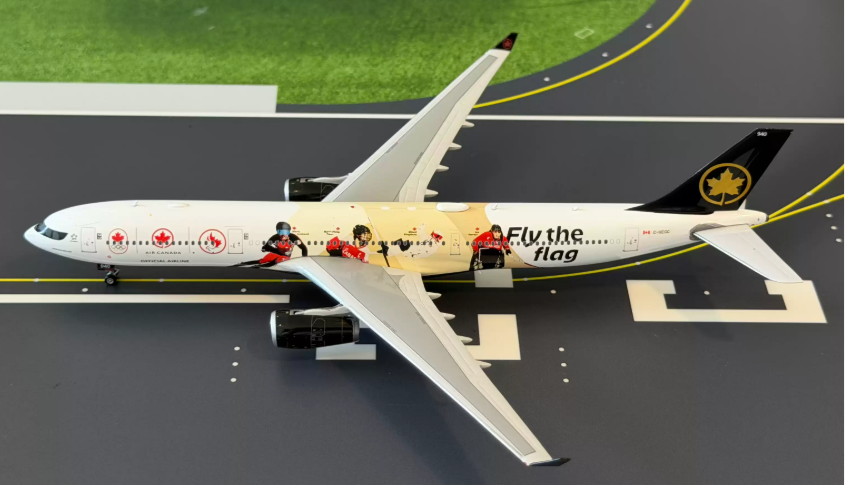 PH12072 | Phoenix 1:400 | Airbus A330-300 Air Canada C-GEGC