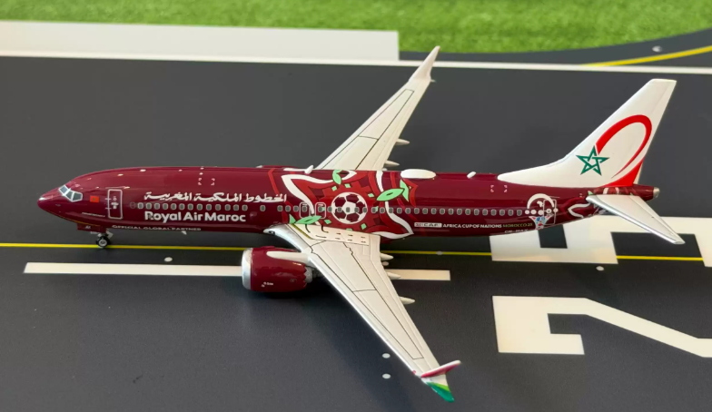 PH12076 | Phoenix 1:400 | Boeing 737-8 MAX Royal Air Maroc CN-MAX