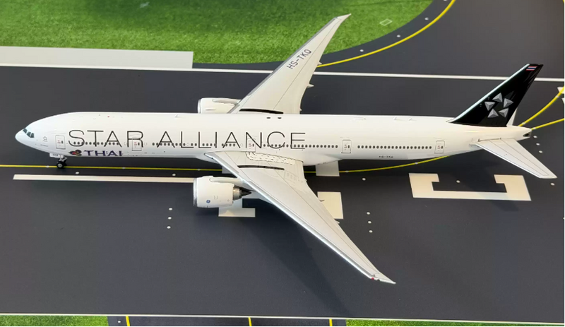 PH12089 | Phoenix 1:400 | Boeing 777-300ER Thai Airways HS-TKQ Star Alliance | is due April 2026