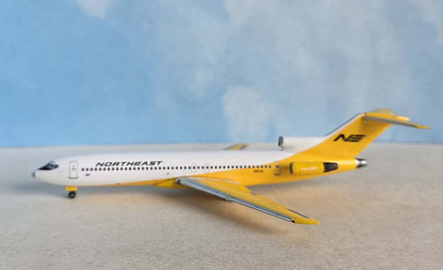 AC411550 | Aero Classics 1:400 | bOEING 727-100 N1648 Northeast Airlines 'Yellobird'