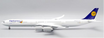 JC Wings 1:200 die-cast metal model Airbus A340-600 Lufthansa Fanhansa.