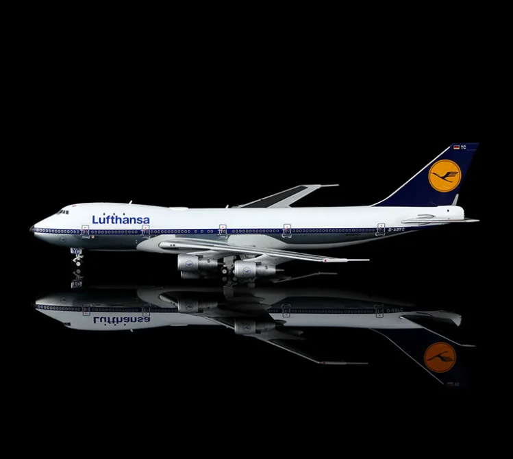 YY74103 | YY Wings 1:400 | Boeing 747‑100 Lufthansa D-ABYC Bayern | is due August 2026